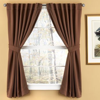 Beneficios de las cortinas blackout – arkiplus
