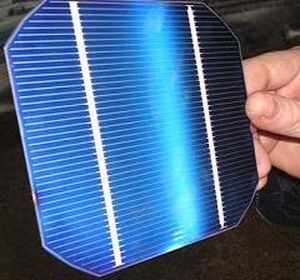 Célula solar de silicio
