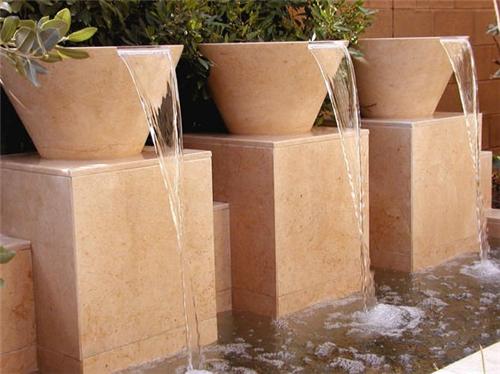 Ideas para usar fuentes en patios o jardines – Arkiplus