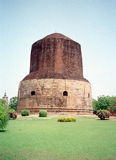 estupa Dhamekh