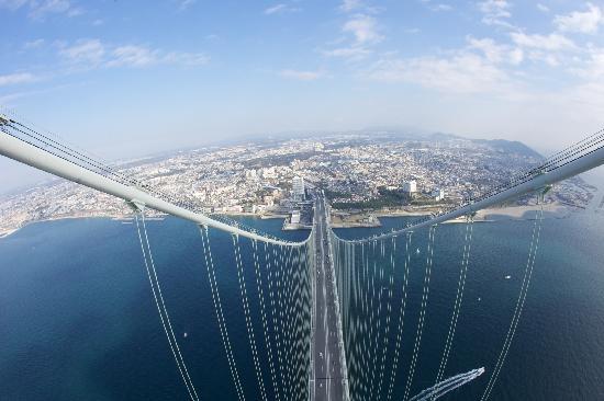 Puente-Akashi-Kaikyo-02