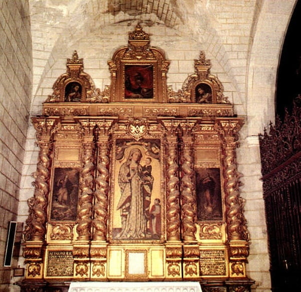 altar-de-nuestra-senora-de-la-antigua