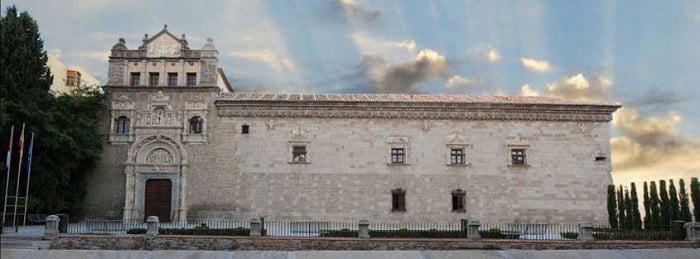 museo-de-la-santa-cruz2