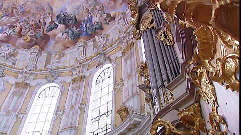 organo-musical-fresco-de-techo-benedictino-iglesia-de-ettal