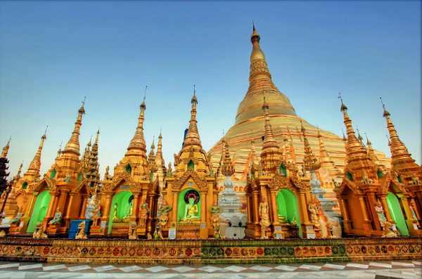 Blue Hour at the Golden Shwedagon Pagoda | Yangon | Myanmar (Burma)