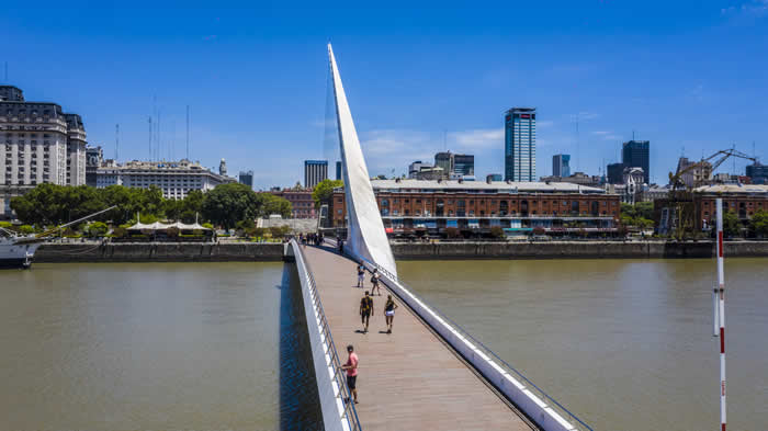 El puente de la mujer. Puerto Madero. Buenos Aires.