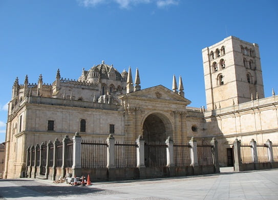 Catedral romanica de Zamora, España.