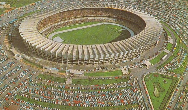 Estadio Mineirao antes de las remodelaciones para el Mundial 2014.