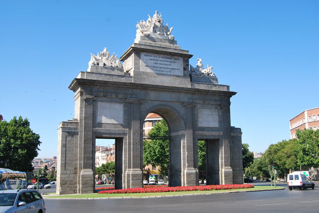 vestir admiración tráfico Puerta de Toledo - Arkiplus