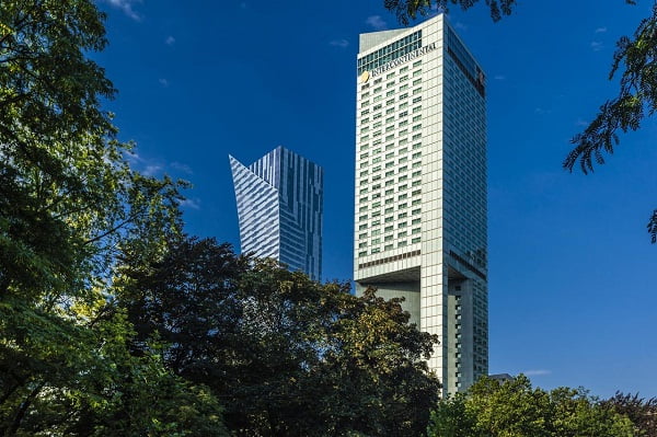 InterContinental Warsaw en Polonia es el tercer hotel mas alto de Europa. 