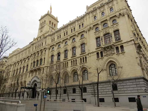 Viaje bisonte Invalidez Edificio del Museo Naval de Madrid - Arkiplus