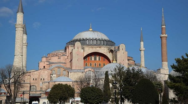 Santa Sofia ejemplo de iglesia paleocristiana