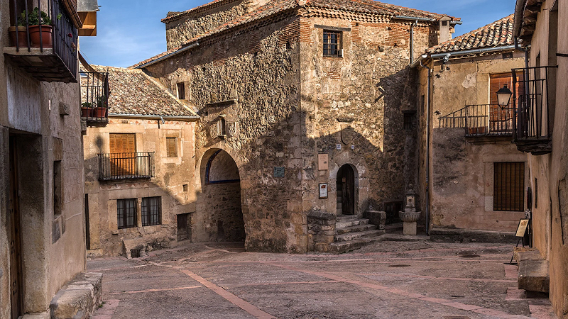 Arquitectura medieval: Qué es, etapas y estilos